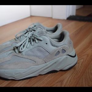 Yeezy Boost 700 Salt